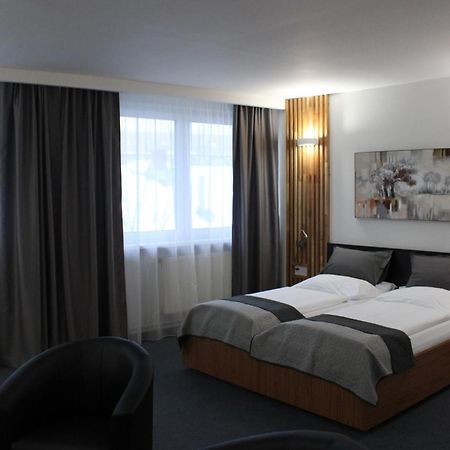 Hotel P7 Lucenec Bagian luar foto