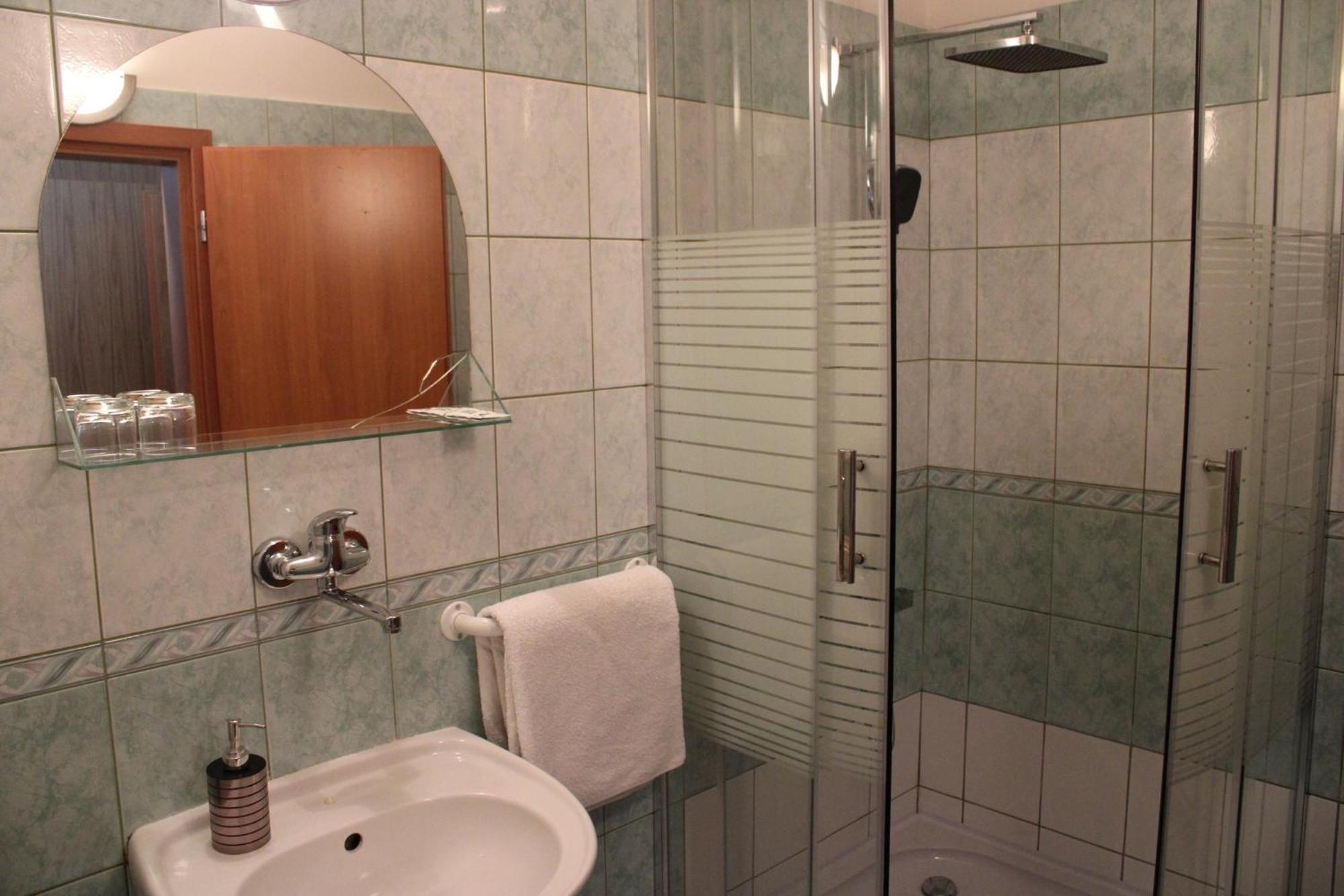 Hotel P7 Lucenec Bagian luar foto